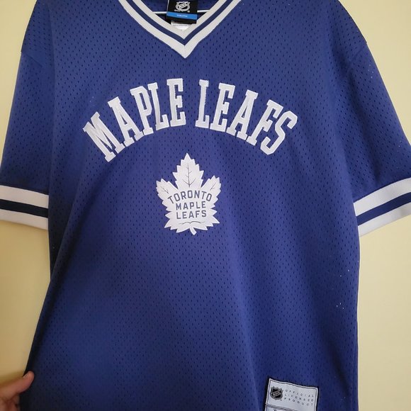 AUSTON MATTHEWS BASEBALL SHIRT TORONTO MAPLE LEAFS - Picture 2 of 3